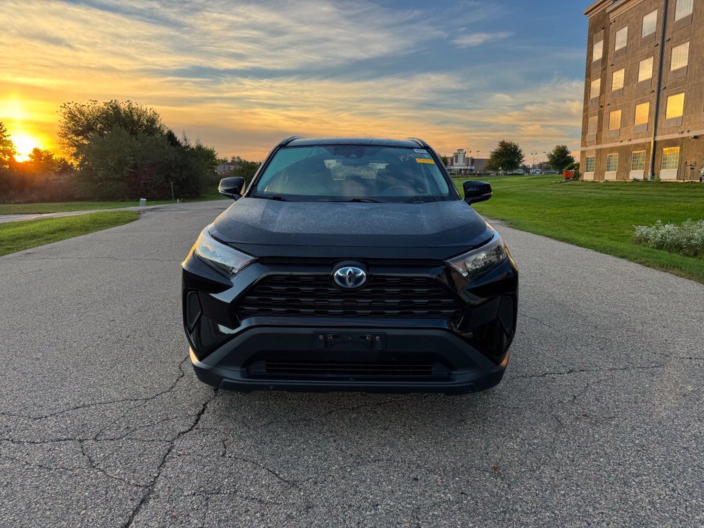 Used 2019 Toyota RAV4 LE AWD/4WD image 12