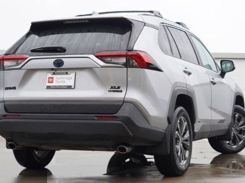 Certified 2024 Toyota RAV4 XLE Premium image 6