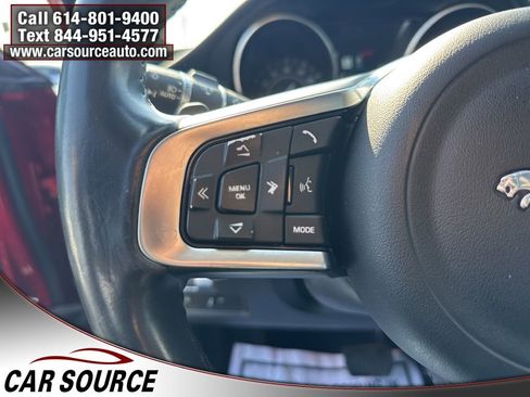 Used 2020 Jaguar E-PACE image 21