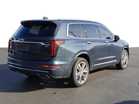 Used 2021 Cadillac XT6 Premium Luxury image 8