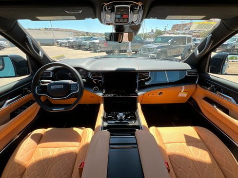 New 2026 Jeep Grand Wagoneer Summit AWD/4WD image 9