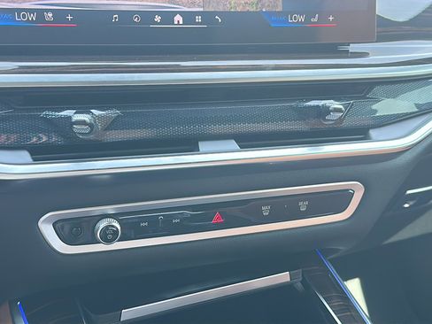 Used 2026 BMW X5 sDrive40i w/ Premium Package image 34