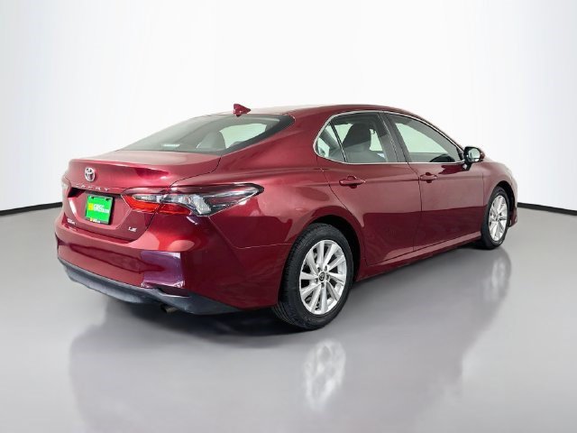 Used 2021 Toyota Camry LE FWD image 10