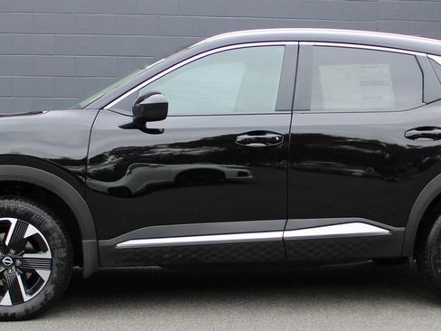 New 2026 Nissan Kicks SV w/ Cold Weather Package image 2