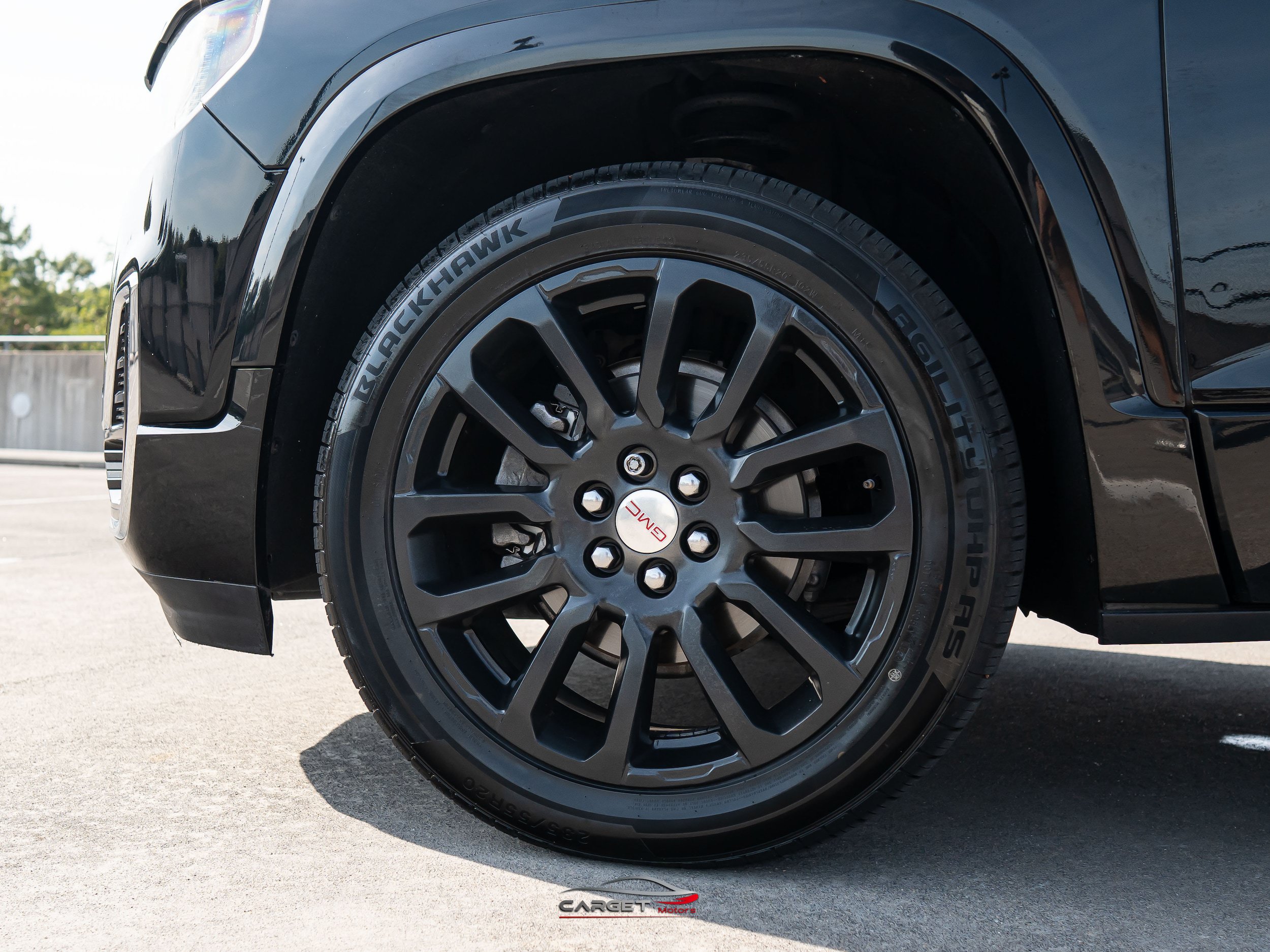 Used 2020 GMC Acadia Denali w/ Technology Package FWD image 10