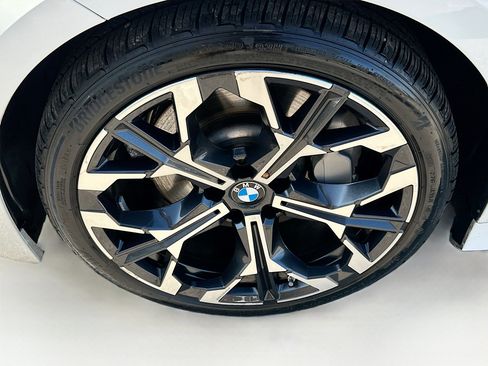 Certified 2025 BMW 330i Sedan w/ M Sport Package image 34