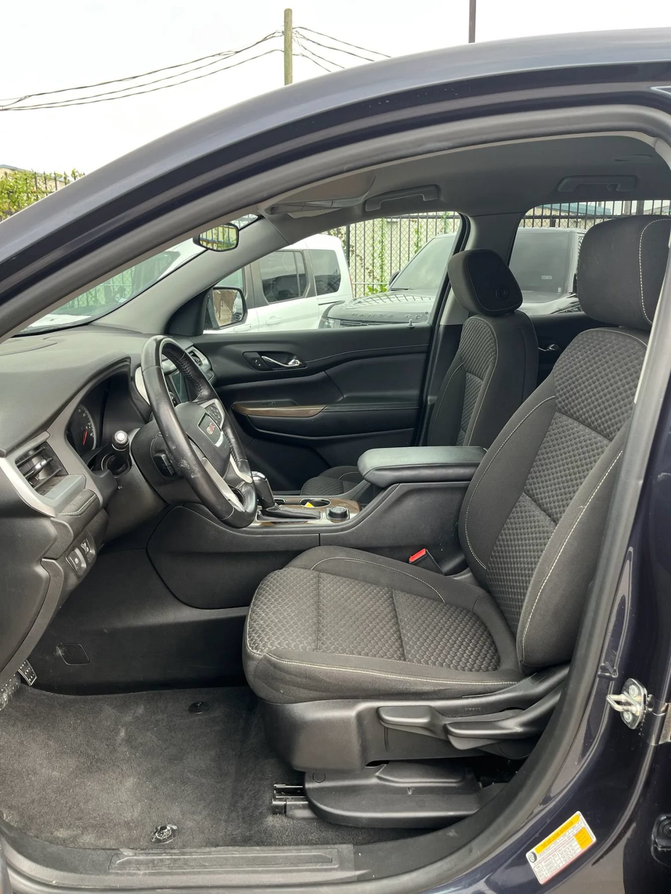 Used 2019 GMC Acadia SLE AWD/4WD image 28