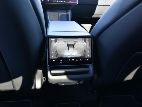 Used 2026 Tesla Model Y Long Range AWD/4WD image 22