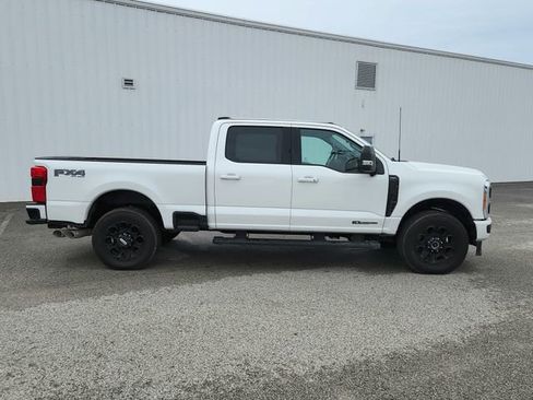 Used 2023 Ford F250 Lariat w/ Lariat Ultimate Package AWD/4WD image 9