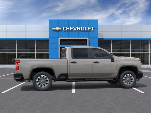 New 2026 Chevrolet Silverado 2500 Custom w/ Custom Convenience Package AWD/4WD image 5