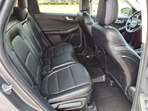 Used 2022 Ford Escape SEL FWD image 15