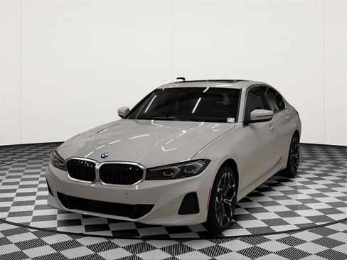 New 2026 BMW 330i xDrive Sedan w/ Convenience Package image 5