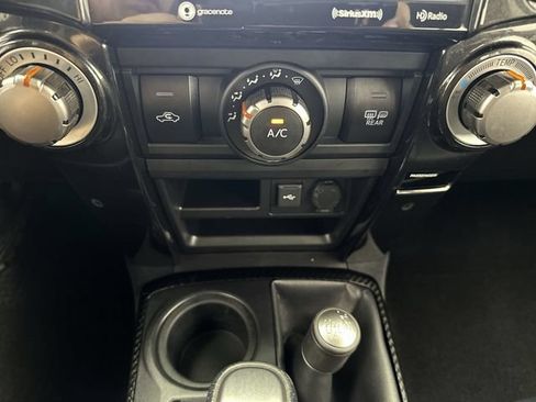 Used 2021 Toyota 4Runner Venture AWD/4WD image 19