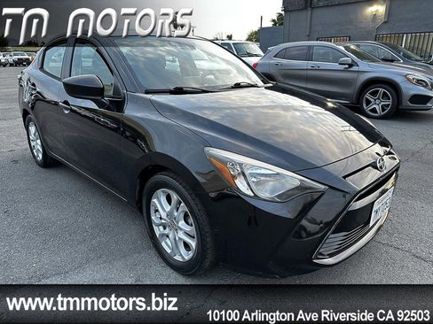 Used 2016 Scion iA image 17