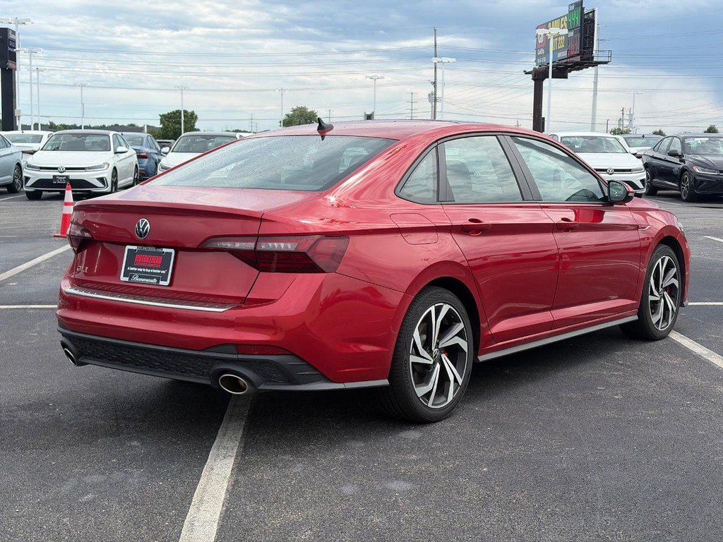 Used 2023 Volkswagen Jetta GLI Autobahn FWD image 5