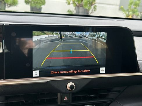 Used 2023 Toyota Crown XLE image 17