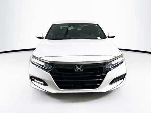 Used 2020 Honda Accord Sport image 2