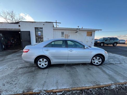 Used 2007 Toyota Camry LE image 4