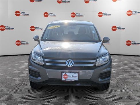 Used 2014 Volkswagen Tiguan S image 2