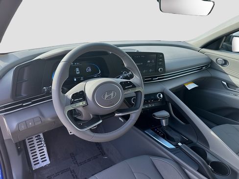 Certified 2026 Hyundai Elantra Sport FWD image 7