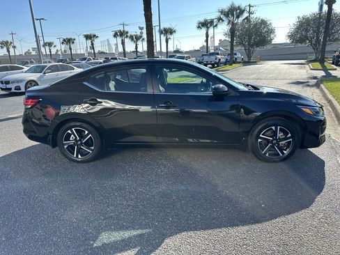Used 2024 Nissan Sentra SV image 7