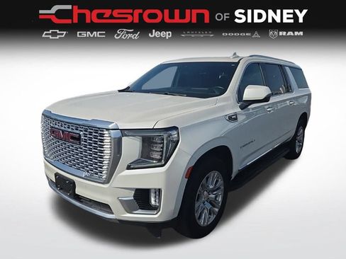 Used 2023 GMC Yukon XL Denali w/ Advanced Technology Package AWD/4WD image 1