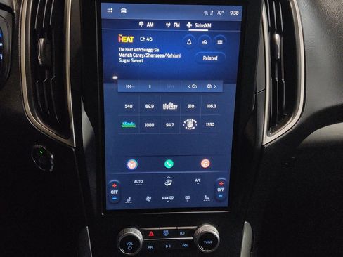 Used 2024 Ford Edge SEL image 25