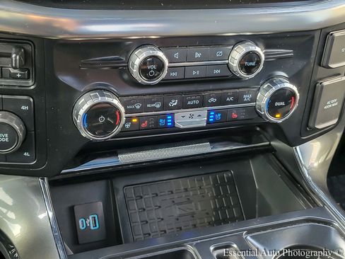 Used 2023 Ford F150 Lariat w/ Equipment Group 502A High image 22