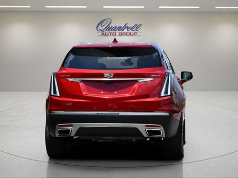 Used 2023 Cadillac XT5 Premium Luxury w/ Technology Package AWD/4WD image 5