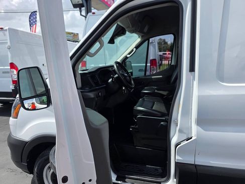 Used 2022 Ford Transit 250 Medium Roof RWD image 15