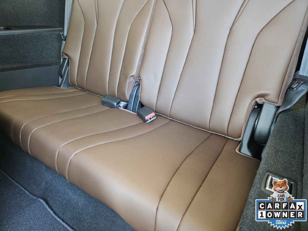 Used 2026 Acura MDX w/ Technology Package FWD image 32
