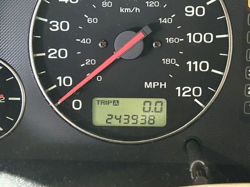 Used 2004 Subaru Outback H6 AWD/4WD image 7