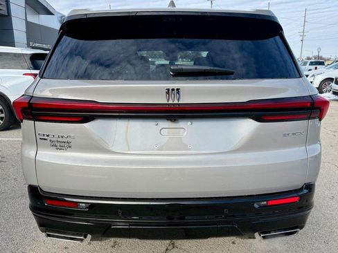 Used 2026 Buick Enclave Sport Touring w/ Power Package image 5