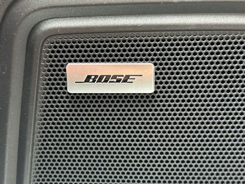 Used 2025 Porsche Macan image 35