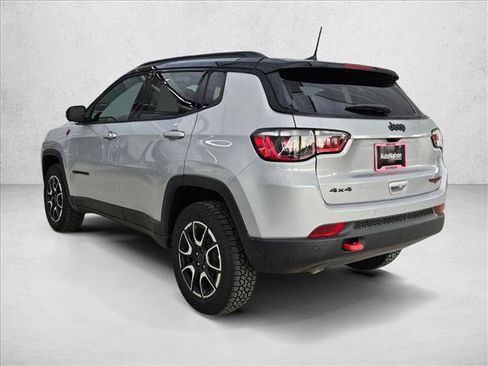 New 2026 Jeep Compass Trailhawk AWD/4WD image 9