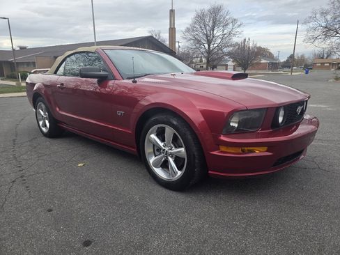 Used 2007 Ford Mustang GT image 12
