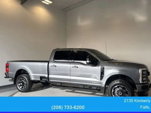 Used 2024 Ford F350 Lariat w/ Sport Appearance Package image 11