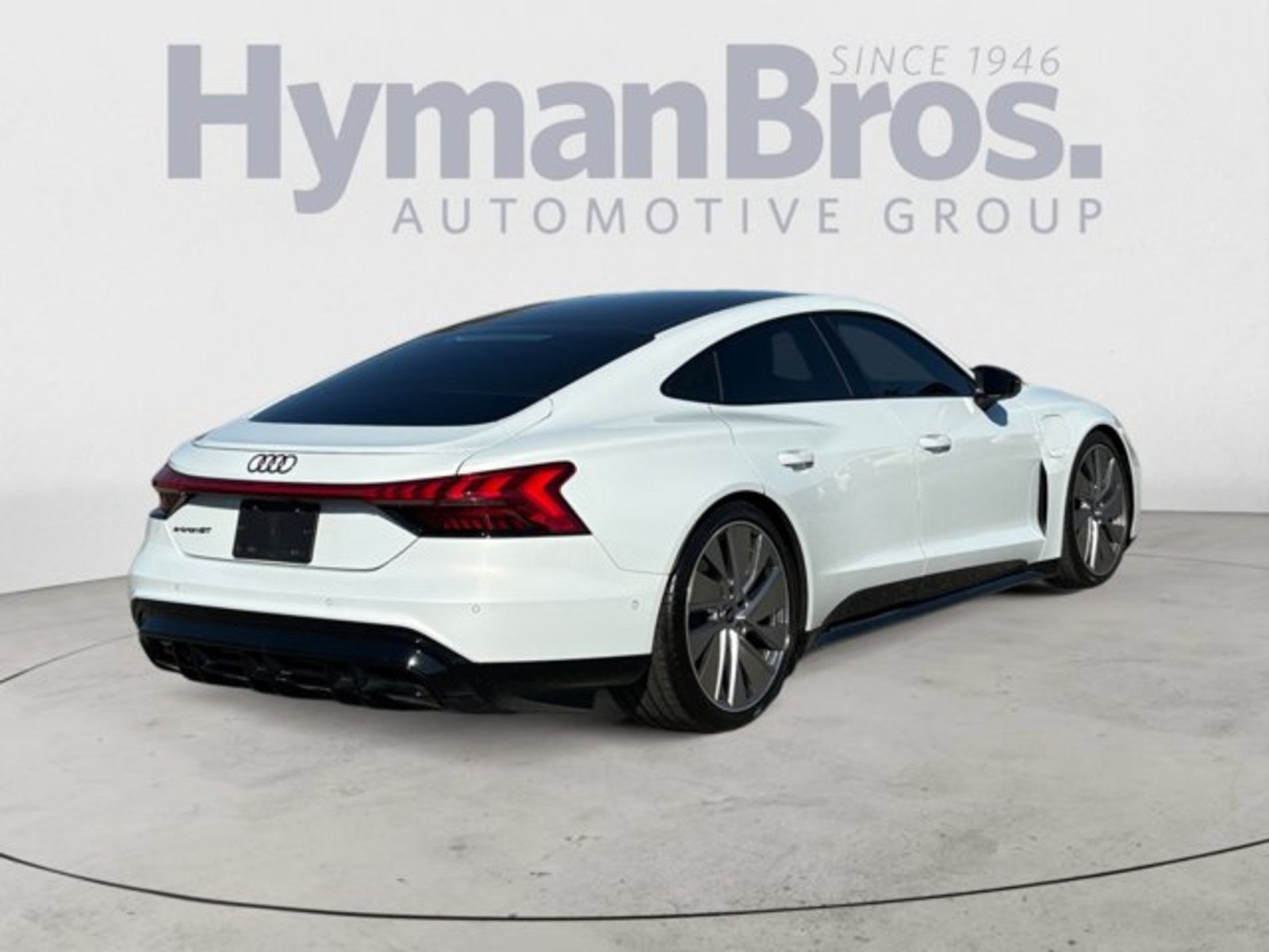 Used 2022 Audi e-tron GT Prestige w/ Prestige Package AWD/4WD image 3