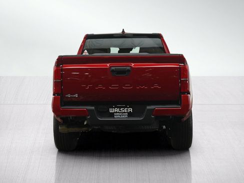 Used 2025 Toyota Tacoma 4x4 Double Cab image 4