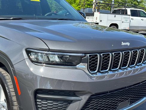 New 2026 Jeep Grand Cherokee Laredo X AWD/4WD image 10