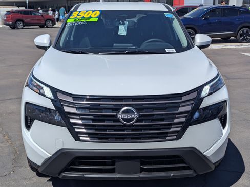 New 2026 Nissan Rogue SV image 6