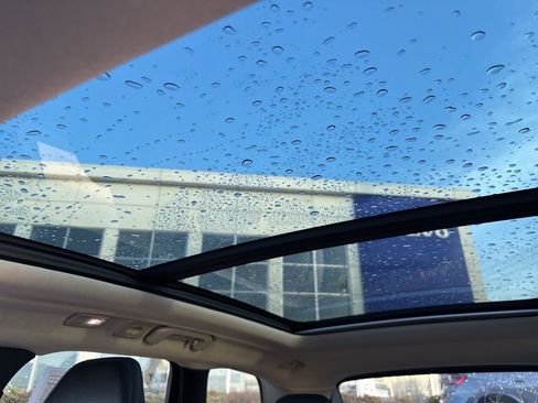 Certified 2023 Volvo XC60 B5 Plus w/ Protection Package Premier image 24