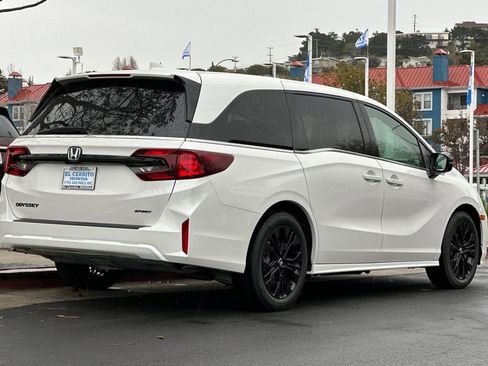 New 2026 Honda Odyssey Sport-L image 3