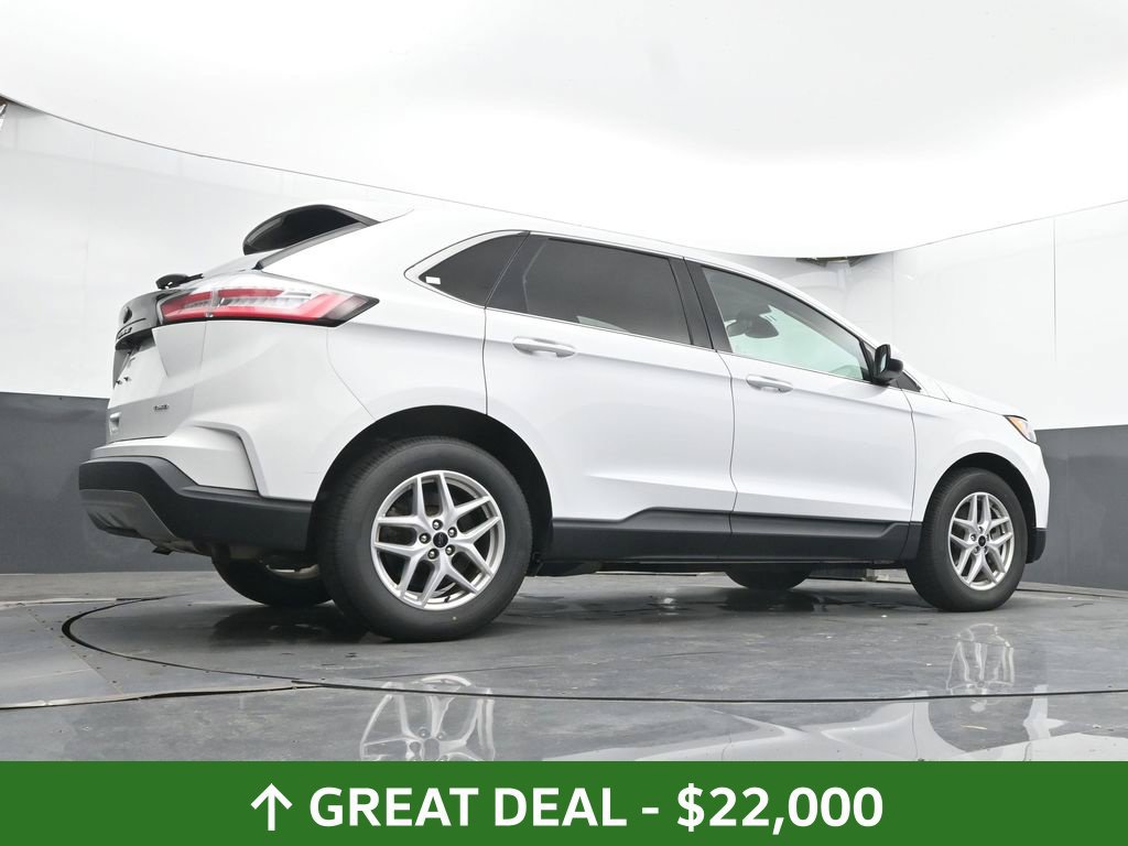 Used 2024 Ford Edge SEL AWD/4WD image 45