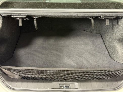 Used 2023 Nissan Maxima SV w/ Floor Mat Group FWD image 10