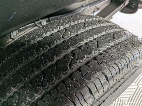 Used 2024 GMC Savana 2500 w/ Driver Convenience Package RWD image 32