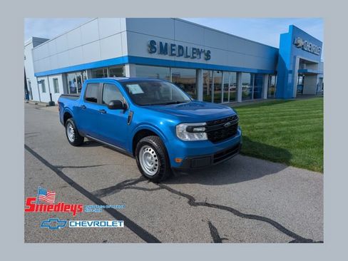 Used 2022 Ford Maverick XL FWD image 1