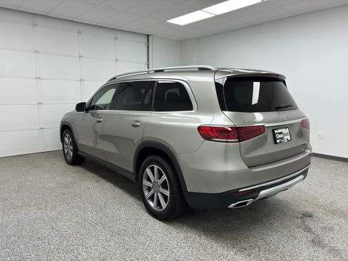 Used 2022 Mercedes-Benz GLS 450 4MATIC image 7