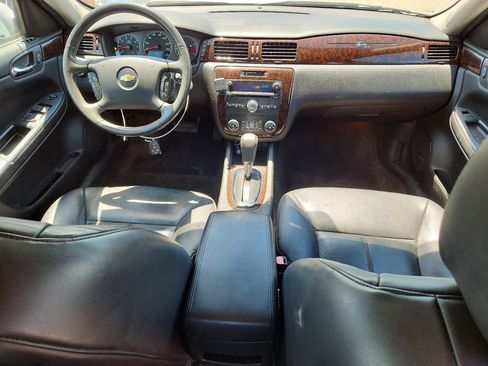 Used 2012 Chevrolet Impala LTZ FWD image 7