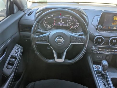 Used 2021 Nissan Sentra SV FWD image 31